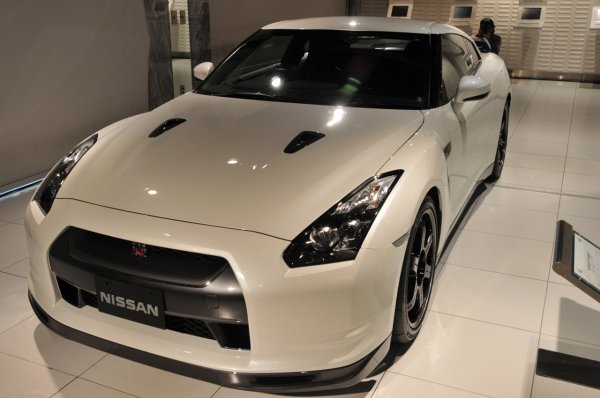 Премиерата на Nissan GT-R SpecV в Япония