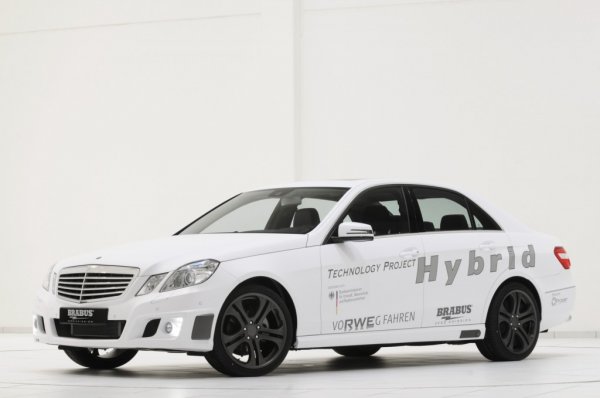 Хибриден Mercedes-Benz E-Class от Brabus