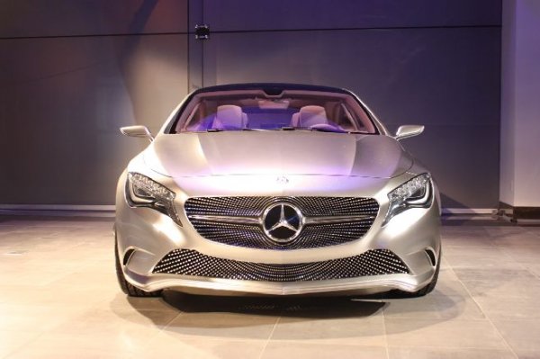 Ню Йорк 2011 - Mercedes-Benz Concept A