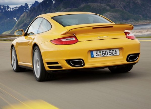 Porsche 911 Turbo (2010)