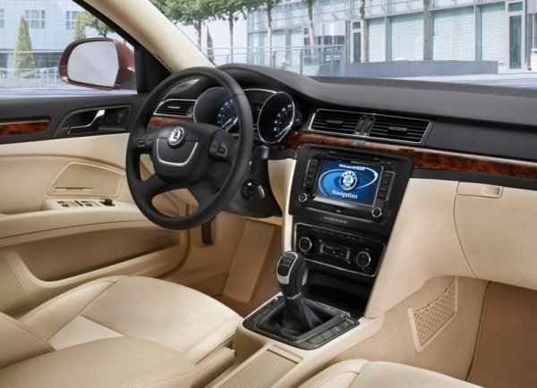 Skoda Superb (2009)