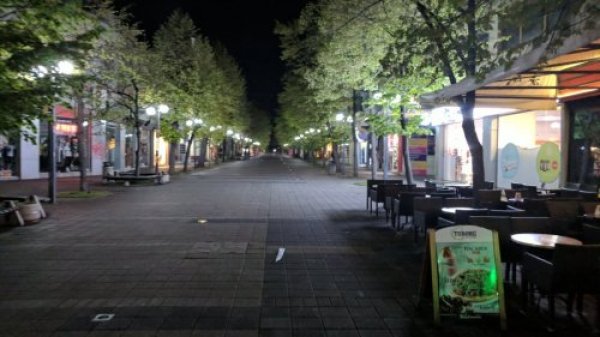 Няма да ви изненада, че и в Бургаска област най-опасни са летните месеци, от май до септември, на които се падат почти две трети от 28-те жертви за 2021 година. 
Катастрофи на 100,000 жители: 96.8
