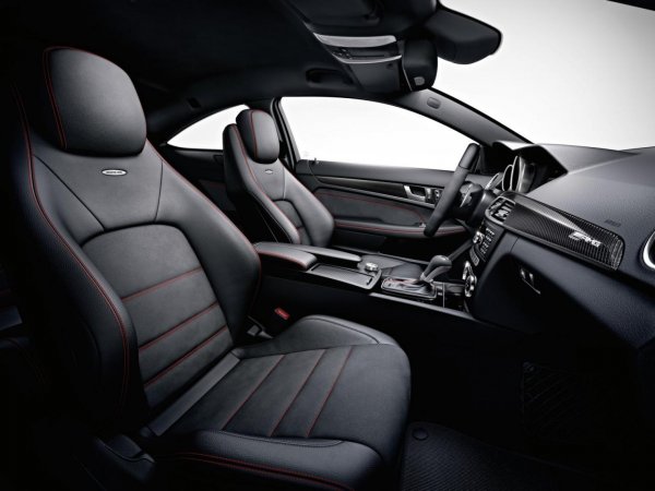 Mercedes-Benz C 63 AMG Coupe Black Series 