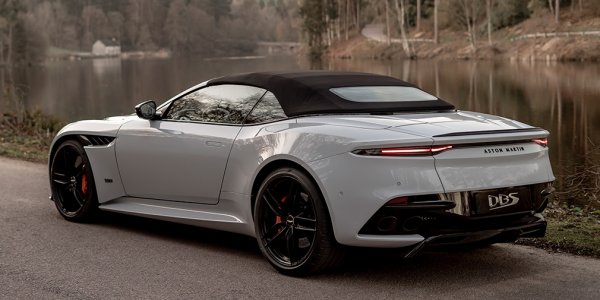 Aston Martin DBS Superleggera Volante 