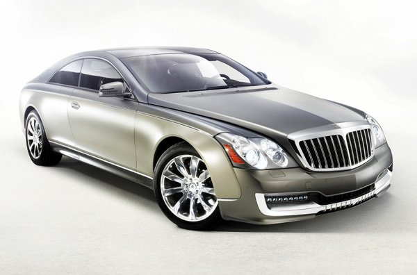 През март 2008 г. на автосалона в Женева е представен Rolls-Royce Phantom Coupe - автомобил с над 6 метра дължина, чийто заден ред е по-просторен от автобус. Компанията Maybach не реагира по никакъв начин, ако не се брои концепта Exelero, създаден с участието на производителя на гуми Fulda. Определено, германският бранд би трябвало да се заинтересова от идеята за луксозно купе, още повече, че и друг модел на Rolls-Royce с две врати - Drophead, се приема доста възторжено.
