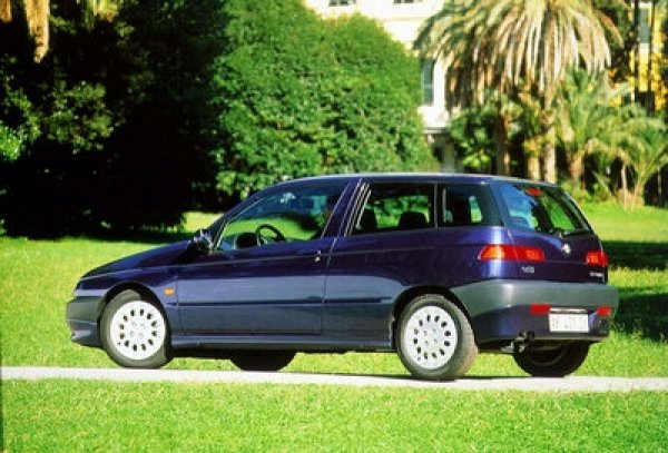Alfa Romeo 145 (1994-2001)