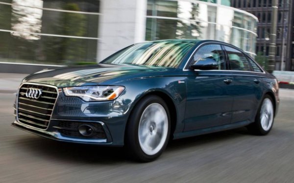 Среден процент проблеми: 18.2%
Среден пробег: 185 000 км
Тук вече става дума за третото поколение (Typ 4G), дебютирало в края на 2011. Традиционна слабост е свързана с алуминиевото окачване, което не издържа на големите натоварвания и на като цяло високия среден пробег на този модел. При трилитровия TFSI бензин имаше сервизна акция за теч от горивопровода, а при 3.0 TDI - за сервоусилването. Потенциален капан са опционалните LED светлини, чиято подмяна при повреда ще ви струва близо 5000 лева. 
