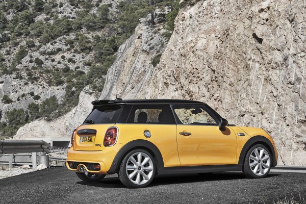 Новото MINI