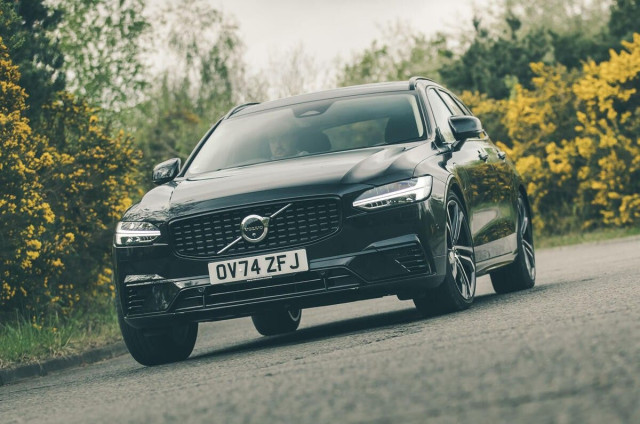 Volvo V90