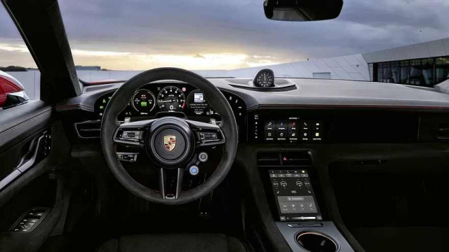 Porsche Taycan