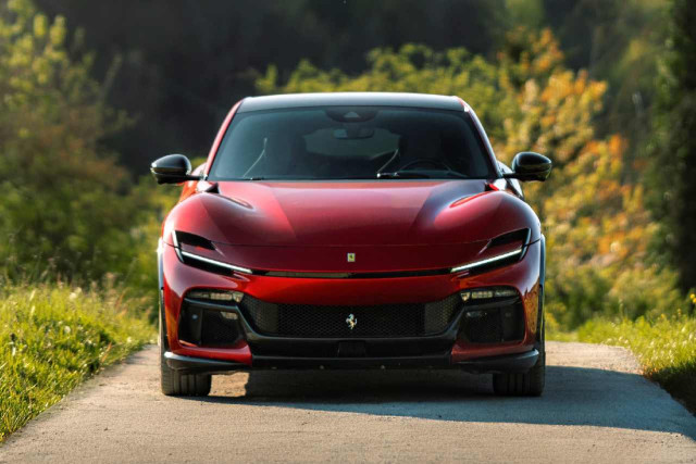 Ferrari Purosangue Handling Speciale