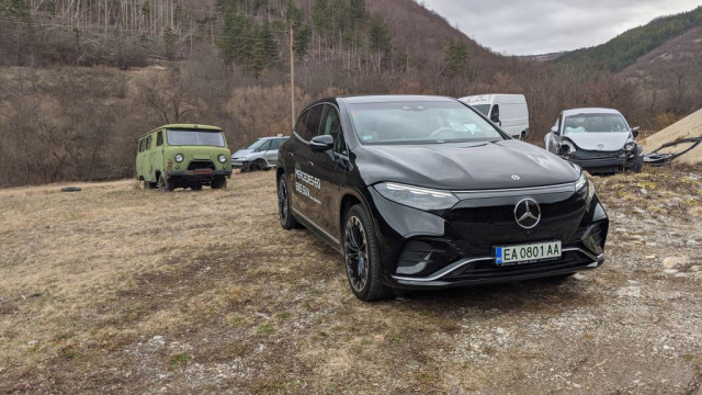 Mercedes EQS SUV тест драйв