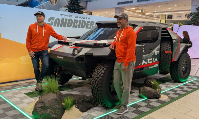 Насър Ал-Атия, Фабиен Люркен, Дачия, Dacia Sandriders