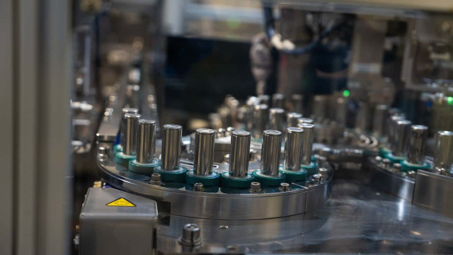 Panasonic, батерии, завод, Канзас Сити, Де Сото