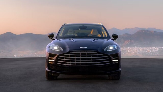 Aston Martin DBX GT 