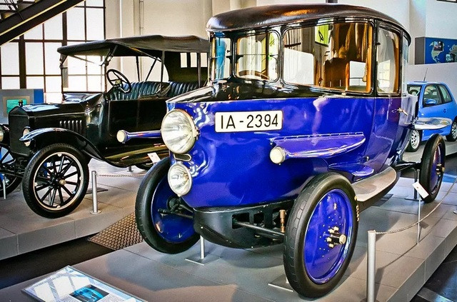 Rumpler Tropfenwagen-8