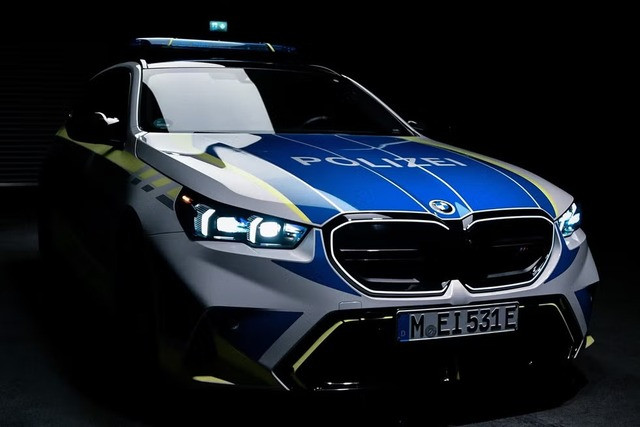 Полицейско BMW M5 Touring 