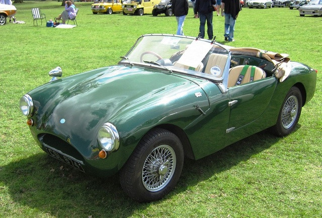 1280px-Fairthorpe_Electron_Minor_848cc_1959 (1)
