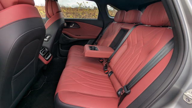 Omoda 9 SHS, тест драйв