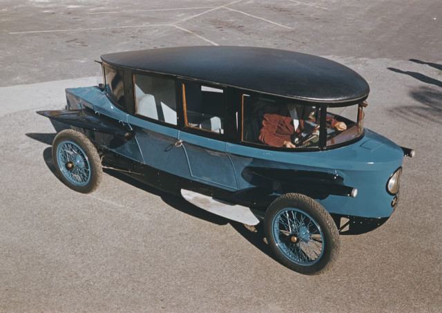 Rumpler Tropfenwagen-1