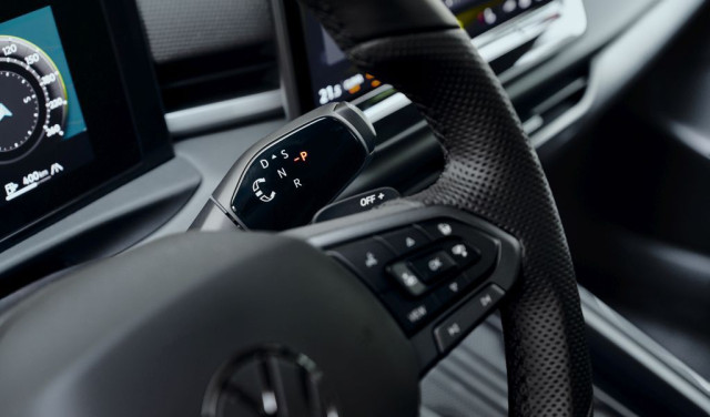 Volkswagen T-Roc 2026, тест драйв, 1.5 TSI MHEV R-Line