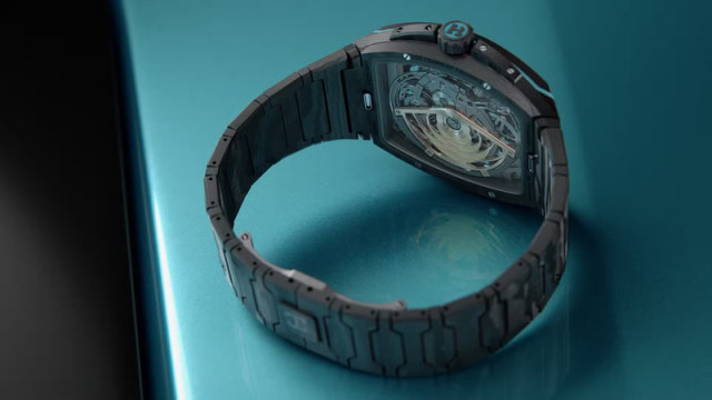 Maserati часовник 