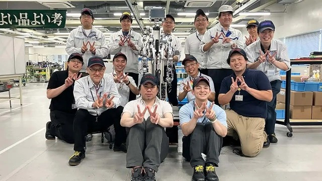 toyota робот Eley 