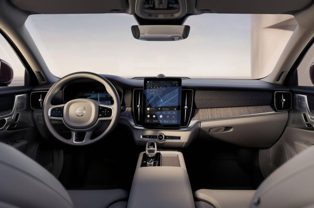 Volvo S90