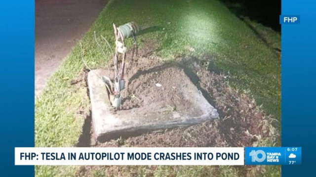 Tesla в езеро 