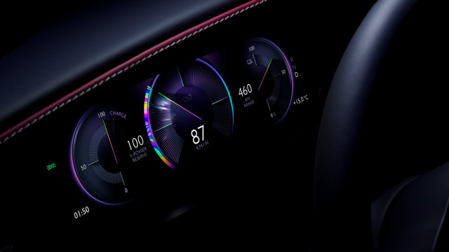 Rolls-Royce Black Badge Spectre, тест драйв