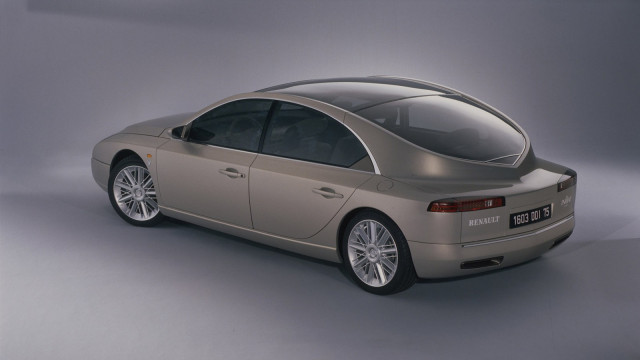 Renault Initiale