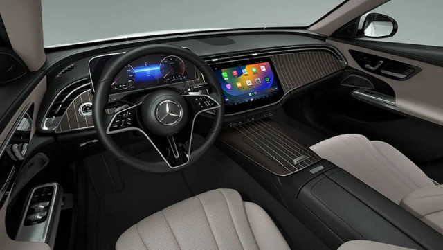 Mercedes E class интериор 