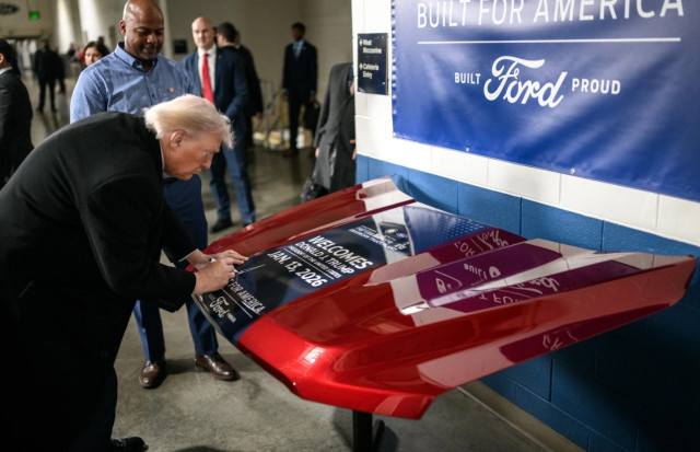 Тръмп, Ford