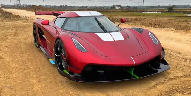 копие на Koenigsegg Jesko