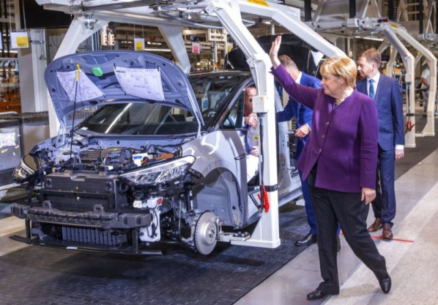 Ангела Меркел, завод, Volkswagen ID.3