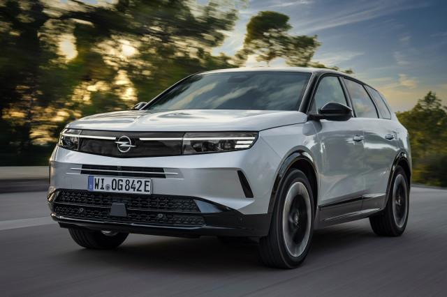 Opel Grandland plug-in хибрид