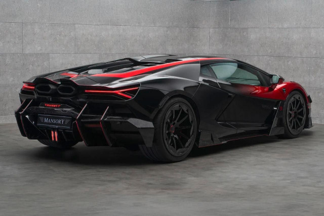 Lamborghini Revuelto