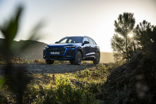 Audi SQ5, 2025, тест драйв