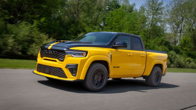 RAM 1500 Rumble Bee SRT