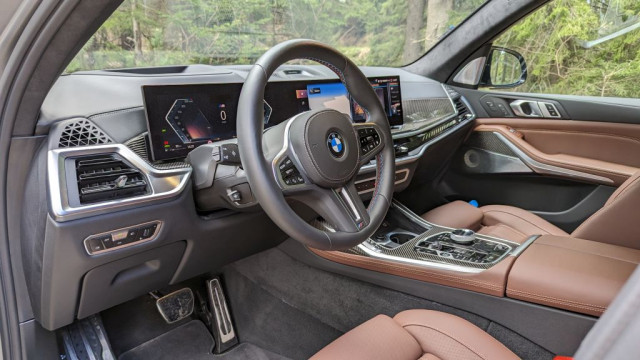 BMW X7 M60i, тест драйв