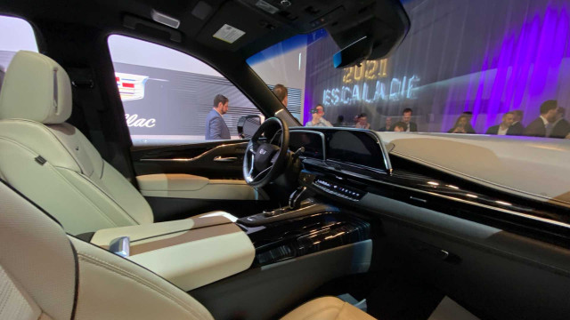 Cadillac Escalade, моделна година 2021