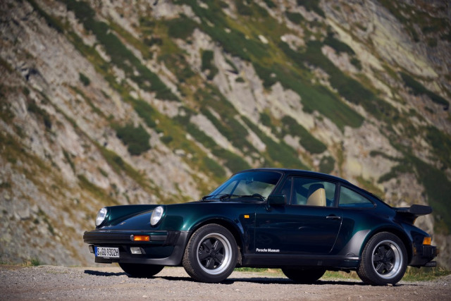 Porsche Turbo, Porsche 911, Трансфъгърашан, Porsche 930