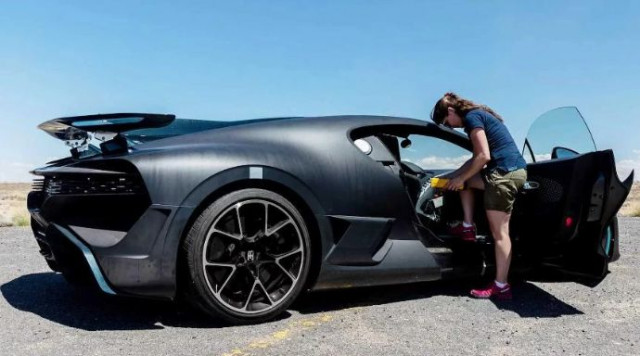 климатик Bugatti