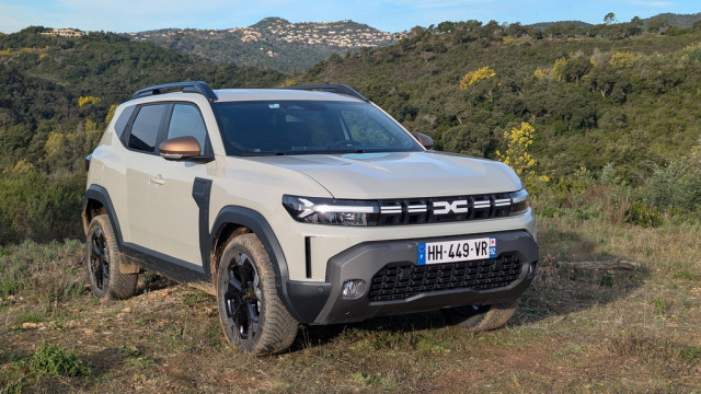 Dacia Duster Hybrid-G 150, 2026, тест драйв