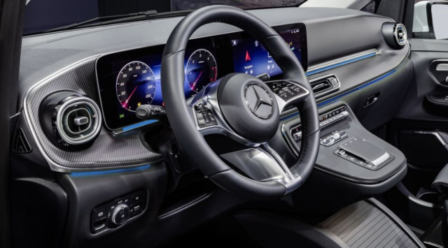 Mercedes представи обновените V-Class