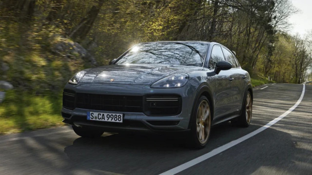 porsche cayenne 
