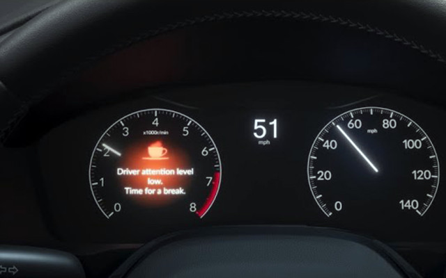 наблюдение на шофьора