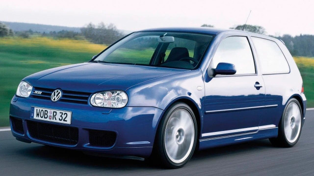 VW Golf R32