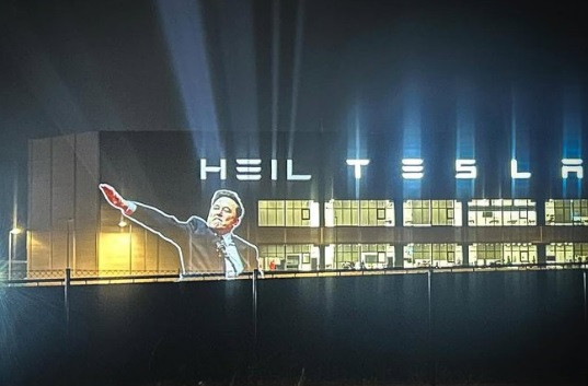 Tesla бойкот
