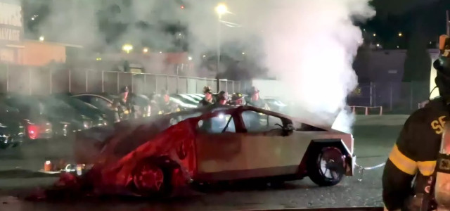 Tesla пожар